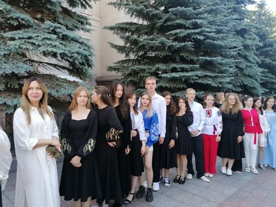 У Кропивницькому 206 випускників отримали золоті та срібні медалі У Кропивницькому 206 випускників отримали золоті та срібні медалі