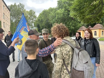 "Шлях пам'яті": на Черкащині двоє волонтерів організували піший марафон "Шлях пам'яті": на Черкащині двоє волонтерів організували піший марафон