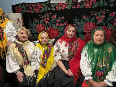 "Це ще дідусеві колядки, давні": як 81-річна вінничанка зберігає старовинні різдвяні пісні "Це ще дідусеві колядки, давні": як 81-річна вінничанка зберігає старовинні різдвяні пісні