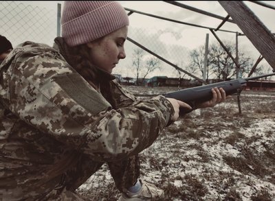 РЕБ, генератори й буржуйки: як школярка з Вінниччини збирає допомогу для військових РЕБ, генератори й буржуйки: як школярка з Вінниччини збирає допомогу для військових