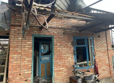 Удар по олійному заводу, підозрюваний у держзраді, поранені через атаки. Головні новини Дніпра та області 5 січня Удар по олійному заводу, підозрюваний у держзраді, поранені через атаки. Головні новини Дніпра та області 5 січня