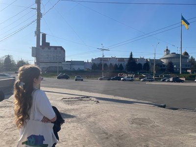 "Я не повернусь": як 18-річна дівчина виїхала з окупованого Донецька та живе в Сумах "Я не повернусь": як 18-річна дівчина виїхала з окупованого Донецька та живе в Сумах