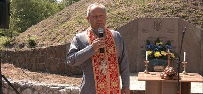 На Тернопільщині відкрили Алею пам’яті загиблим захисникам На Тернопільщині відкрили Алею пам’яті загиблим захисникам