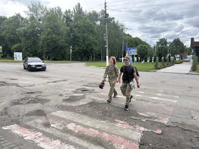 "Шлях пам'яті": на Черкащині двоє волонтерів організували піший марафон "Шлях пам'яті": на Черкащині двоє волонтерів організували піший марафон