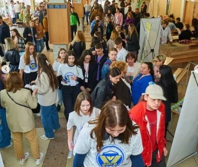 Лише 12% випускників працюють за фахом: чи потрібно проводити профорієнтацію в школах Лише 12% випускників працюють за фахом: чи потрібно проводити профорієнтацію в школах