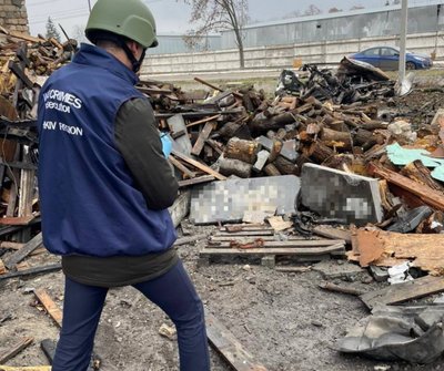 Прокуратура документує наслідки удару по Лозовій