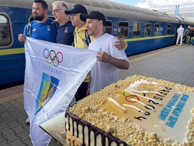 Четверо олімпійців, серед яких бронзова медалістка Ірина Геращенко, повернулися в Україну Четверо олімпійців, серед яких бронзова медалістка Ірина Геращенко, повернулися в Україну