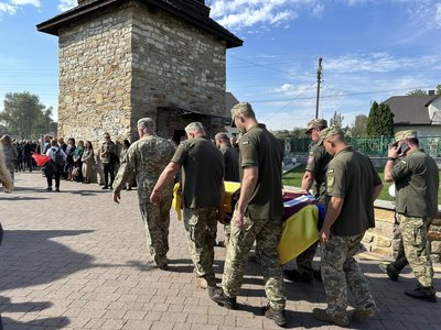 Похорон, Віталій Сегін, прощання із військовим Похорон, Віталій Сегін, прощання із військовим