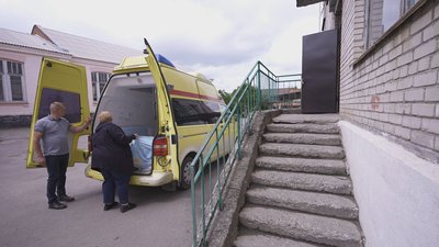 Вінницькі учні пошили спіднє та подушки для поранених оборонців Вінницькі учні пошили спіднє та подушки для поранених оборонців