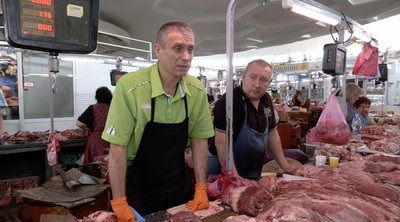 "Не може стандартно бути одна ціна": яка вартість сала та свинини на черкаському ринку "Не може стандартно бути одна ціна": яка вартість сала та свинини на черкаському ринку