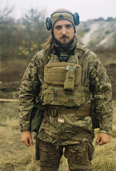 У Брюсселі відкрили фотовиставку загиблого воїна Максима "Далі" Кривцова з Рівного У Брюсселі відкрили фотовиставку загиблого воїна Максима "Далі" Кривцова з Рівного