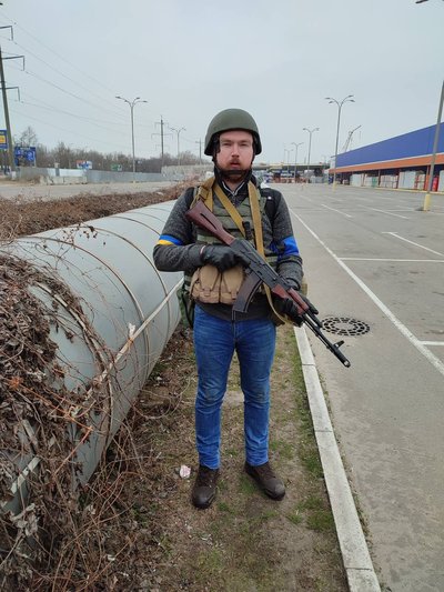 "Давно думав, де я міг бути корисним". Як вчитель інформатики з Херсона став бойовим медиком "Давно думав, де я міг бути корисним". Як вчитель інформатики з Херсона став бойовим медиком