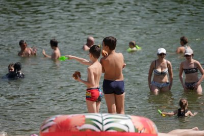 Пляжний сезон у Сумах: чи безпечні водойми і береги? Пляжний сезон у Сумах: чи безпечні водойми і береги?