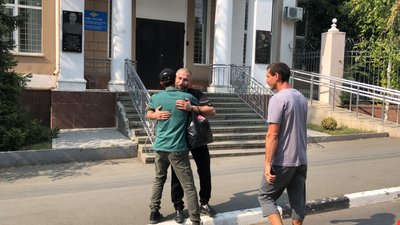 Кримський активіст Ельдар Алієв вийшов на свободу Кримський активіст Ельдар Алієв вийшов на свободу