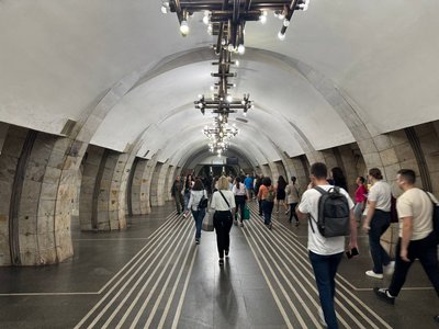 "Синя" гілка столичного метро повністю відновила роботу "Синя" гілка столичного метро повністю відновила роботу
