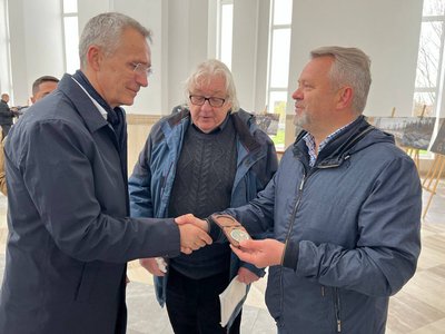 Єнс Столтенберг Анатолій Федорук Буча Єнс Столтенберг Анатолій Федорук Буча