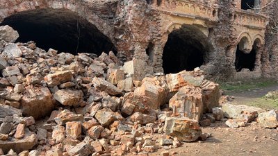 У Дубенському форті обвалилася частина стіни: фоторепортаж У Дубенському форті обвалилася частина стіни: фоторепортаж