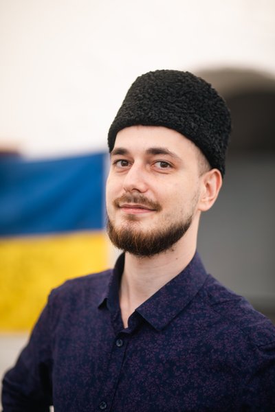 “Suniy zekâğa qırımtatar tilini ögretsek, til ölmez” — tilşınas Arslan Fazıl “Suniy zekâğa qırımtatar tilini ögretsek, til ölmez” — tilşınas Arslan Fazıl