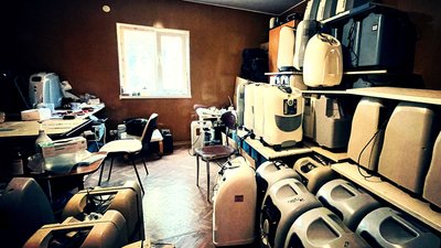Under the guise of humanitarian aid from abroad, Ukraine receives goods that are expensive to dispose of Under the guise of humanitarian aid from abroad, Ukraine receives goods that are expensive to dispose of