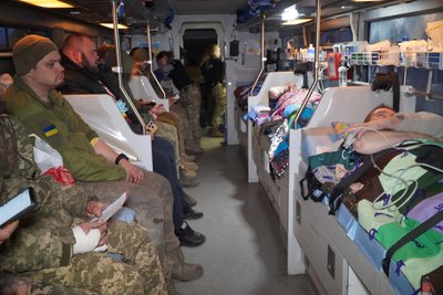 "Працювали по 20 годин на день": історія парамедикині евакобуса "Австрійка" Соні з батальйону "Госпітальєри" "Працювали по 20 годин на день": історія парамедикині евакобуса "Австрійка" Соні з батальйону "Госпітальєри"