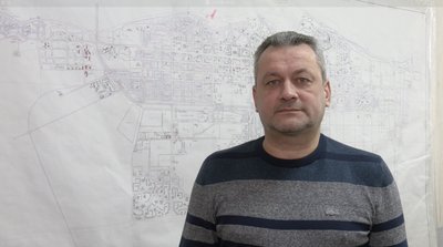 Битва за пасажирів: чому у Черкасах на одному маршруті працює два перевізники Битва за пасажирів: чому у Черкасах на одному маршруті працює два перевізники