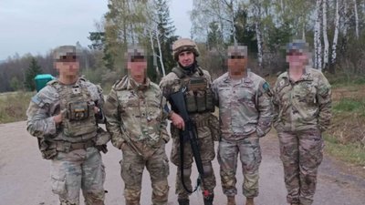 "Каже: "Доця, не плач", — а сам плаче". Донька звільненого із полону оборонця із Вінниччини — про пошуки та очікування "Каже: "Доця, не плач", — а сам плаче". Донька звільненого із полону оборонця із Вінниччини — про пошуки та очікування