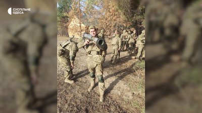 "Живемо думкою, що ми його знайдемо": рідні чекають вдома безвісти зниклого військового "Живемо думкою, що ми його знайдемо": рідні чекають вдома безвісти зниклого військового
