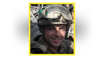 На Чернігівщині попрощалися з бійцями — Володимиром Глазовим, Миколою Томилком, Олегом Кекухом та Антоном Малишевим На Чернігівщині попрощалися з бійцями — Володимиром Глазовим, Миколою Томилком, Олегом Кекухом та Антоном Малишевим