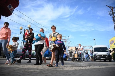 На Закарпаття прибув евакуаційний потяг з Краматорська На Закарпаття прибув евакуаційний потяг з Краматорська