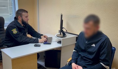 Скоїв вбивство та сховав знаряддя злочину: у Запоріжжі затримали підозрюваного 31-річного чоловіка Скоїв вбивство та сховав знаряддя злочину: у Запоріжжі затримали підозрюваного 31-річного чоловіка