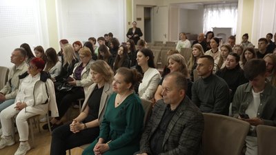 «В нього життя вирувало»: пам’ять Героя Небесної сотні Олександра Храпаченка вшанували у день його народження «В нього життя вирувало»: пам’ять Героя Небесної сотні Олександра Храпаченка вшанували у день його народження