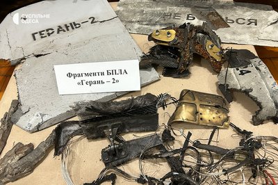 Показують, якою ціною українці виборюють свободу: на Одещині зібрали разом речі загиблих військових Показують, якою ціною українці виборюють свободу: на Одещині зібрали разом речі загиблих військових