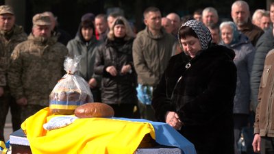 Із 34-річним солдатом Володимиром Стацюком попрощались у Рівному