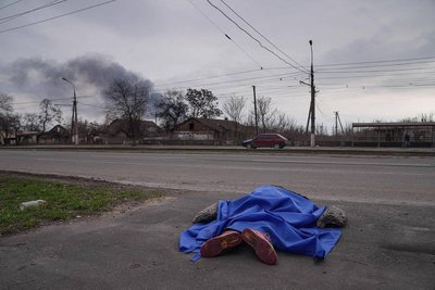 Маріуполь у блокаді: спогади жительки міста про перші місяці окупації 2022-го Маріуполь у блокаді: спогади жительки міста про перші місяці окупації 2022-го