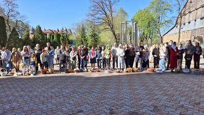 "Стараємось передати дітям традиції": як відзначали Великдень у Черкасах "Стараємось передати дітям традиції": як відзначали Великдень у Черкасах