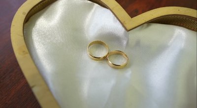 "Дату весілля обрали не випадково". У Херсоні 25 лютого одружилися чотири пари "Дату весілля обрали не випадково". У Херсоні 25 лютого одружилися чотири пари