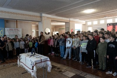 у ліцеї погасили марку у ліцеї погасили марку