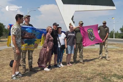Додому після 27 місяців полону повернувся захисник Зміїного Сергій Тушенко Додому після 27 місяців полону повернувся захисник Зміїного Сергій Тушенко