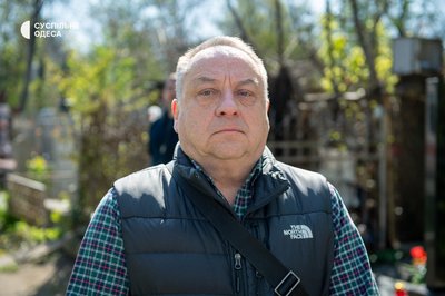 "Я досі не вірю": в Одесі попрощалися з депутатом міськради Олександром Іваницьким, якого знайшли мертвим в авто "Я досі не вірю": в Одесі попрощалися з депутатом міськради Олександром Іваницьким, якого знайшли мертвим в авто