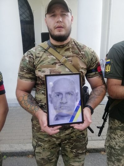 У Полтаві попрощалися із трьома воїнами, які загинули на війні з Росією У Полтаві попрощалися із трьома воїнами, які загинули на війні з Росією