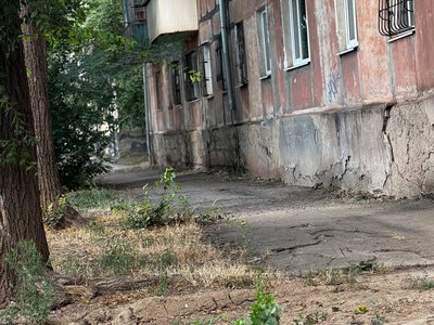 У Кривому Розі за добу двоє 5-річних дітей випали з вікон: один хлопчик загинув