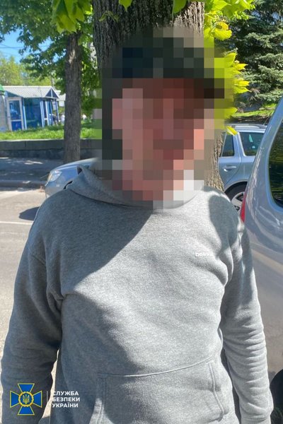 СБУ затримала чоловіків, які могли готували нові удари рф по Київщині та Рівненщині СБУ затримала чоловіків, які могли готували нові удари рф по Київщині та Рівненщині