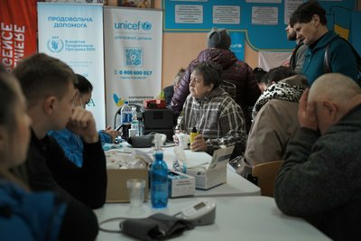 Переселенці у координаційному центрі в Харкові, 13 квітня 2026 року Переселенці у координаційному центрі в Харкові, 13 квітня 2026 року