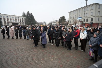 Освятили стелу на честь загиблих військових, Ланівці, Тернопільщина, січень 2025 Освятили стелу на честь загиблих військових, Ланівці, Тернопільщина, січень 2025
