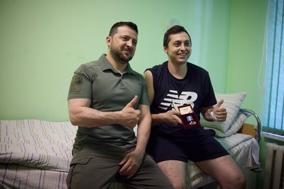 "Ворог точно не диктуватиме умови в Чорному морі": Зеленський підбив підсумки візиту на Одещину "Ворог точно не диктуватиме умови в Чорному морі": Зеленський підбив підсумки візиту на Одещину