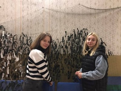 "Скільки б ми не робили, ніколи не зможемо їм віддячити за спокійне життя в тилу": історія волонтерки з Хмельниччини "Скільки б ми не робили, ніколи не зможемо їм віддячити за спокійне життя в тилу": історія волонтерки з Хмельниччини
