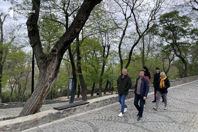 В Одесі відкрили для відвідування Стамбульський та Грецький парки та Потьомкінські сходи В Одесі відкрили для відвідування Стамбульський та Грецький парки та Потьомкінські сходи