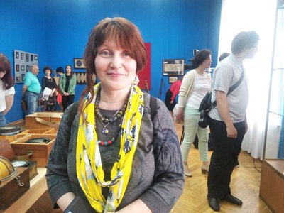 "Погляд у всесвіт": в Житомирі відкрили виставку астрономічних приладів з приватної колекції