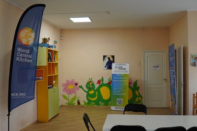 "Ввечері дрони літають, вранці – стріляють". З прифронтового села на Дніпропетровщині евакуювали матір з двома дітьми "Ввечері дрони літають, вранці – стріляють". З прифронтового села на Дніпропетровщині евакуювали матір з двома дітьми