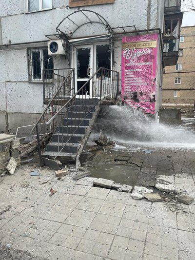 Наслідки обстрілів Курахового 13 січня. Фото: Telegram / Павло Кириленко Наслідки обстрілів Курахового 13 січня. Фото: Telegram / Павло Кириленко